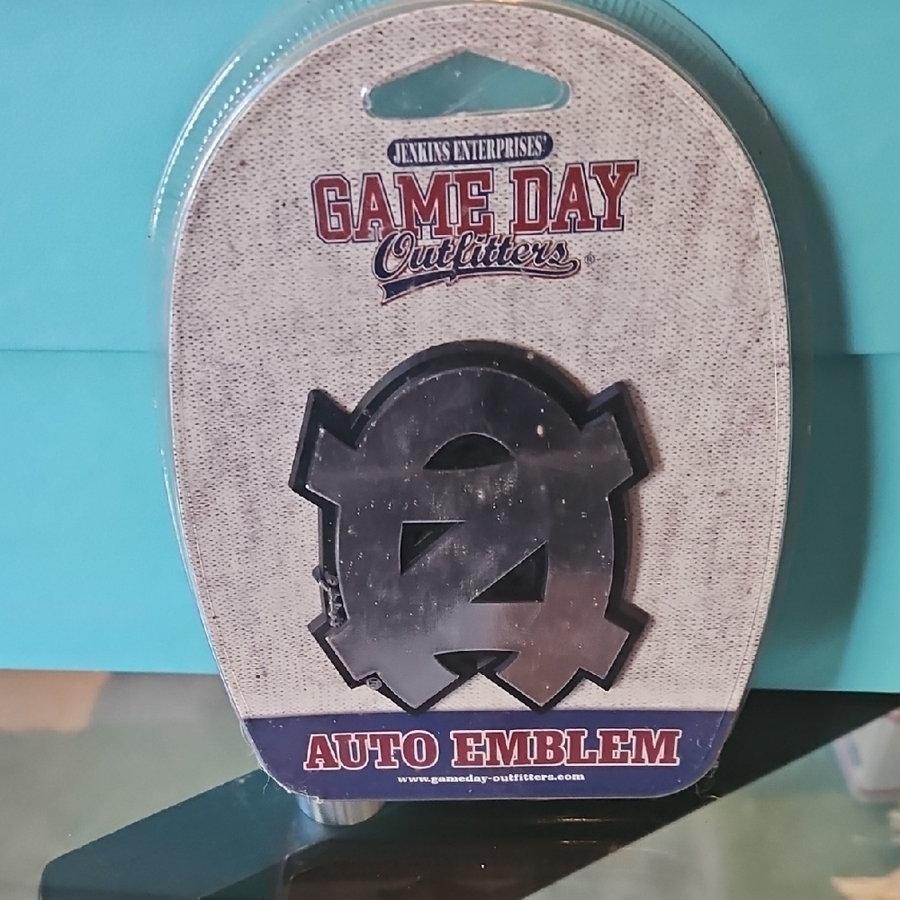 NWT: UNC-Chapel Hill Carolina Tar Heels Auto Emblem - Picture 2 of 10